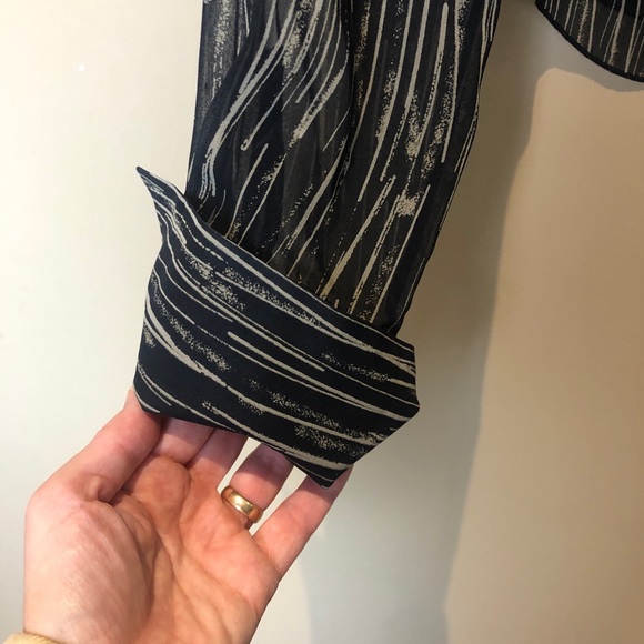 Kenneth Cole Blouse - Picture 3 of 4